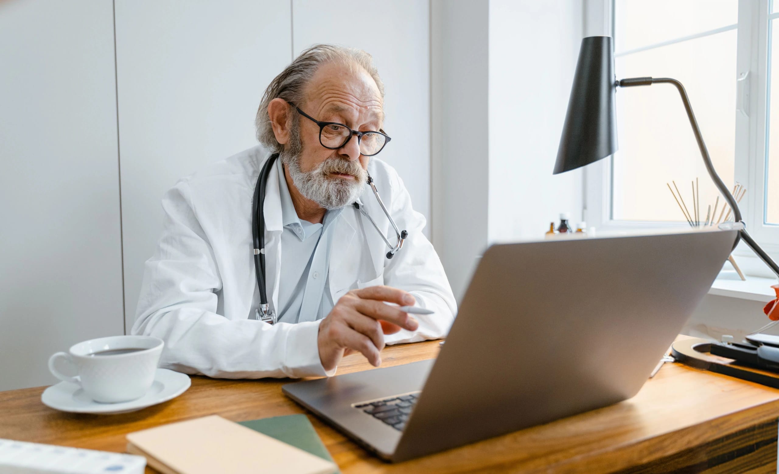 Online Doctor Spain – Health Clino - Health Clino telemedicine Spain